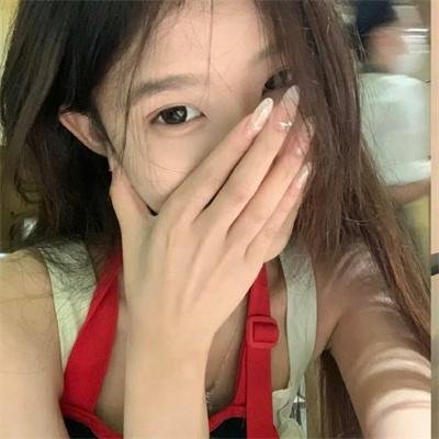 背带短裤丧尸来袭